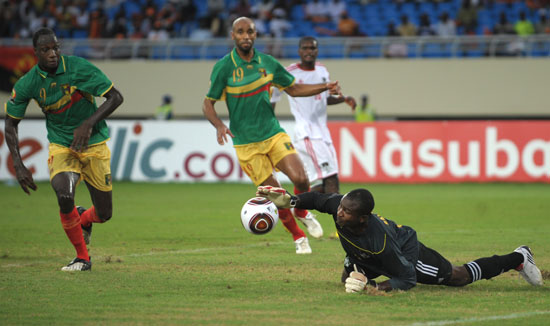 约基奇21+10+9砍下准三双，目送对手晋级淘汰赛