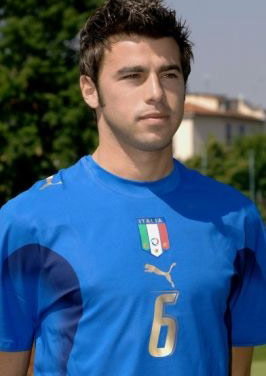 时报：曼城只想纯租借埃切韦里，罗马对这种方式并不信服