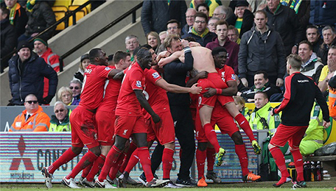 荷兰女国脚罗尔德公开谈论与女友恋情，两人曾因亲密照片受批评