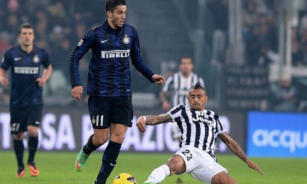 拜仁莱万多夫斯基连续两场梅开二度