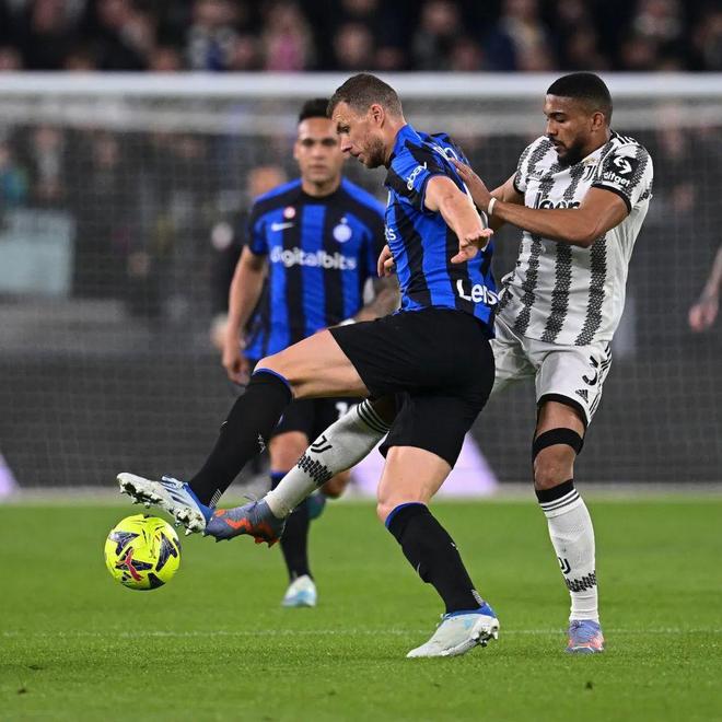 克罗地亚大名单：魔笛、格瓦领衔，科娃入选后又因伤退出